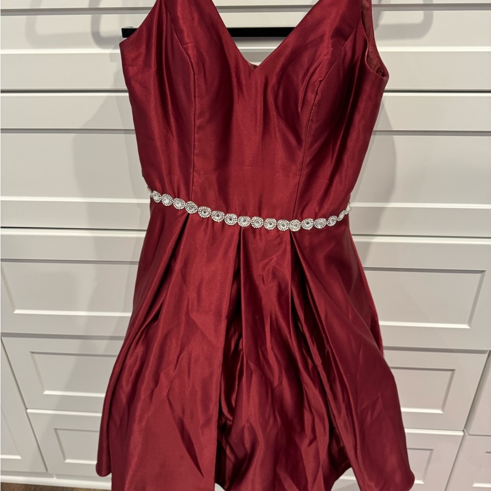 Blonde nites burgundy dress